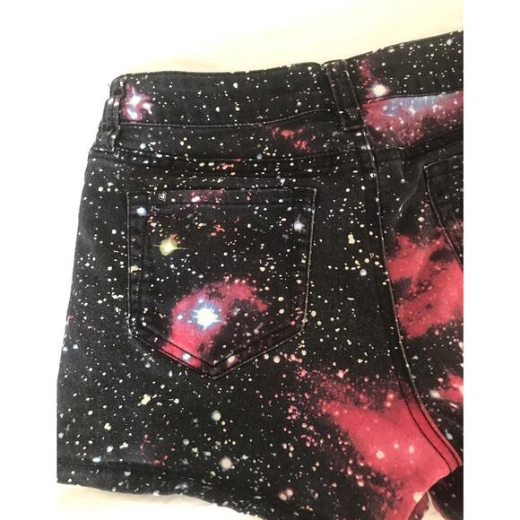 Love sick shorts size 9 - Picture 6 of 6